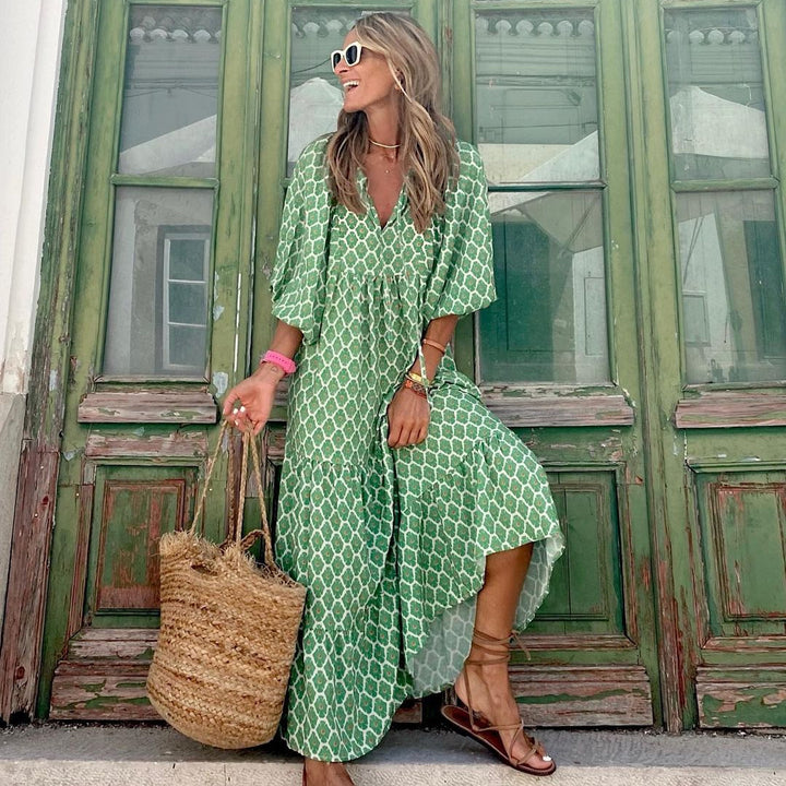 Women's Boho Floral Halter Dress – Backless Ruffled A-Line Beach Dress for Summer Vacations