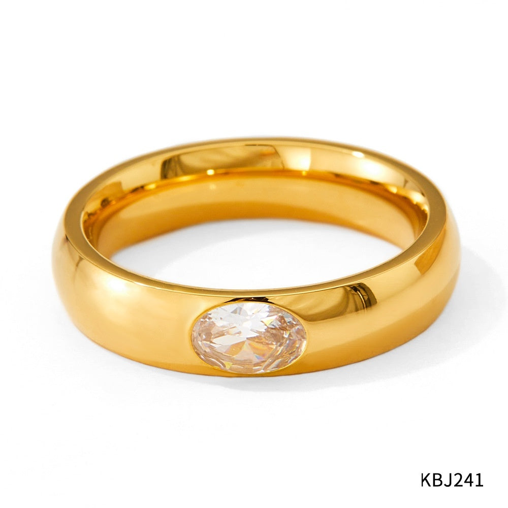 Vintage Glossy Ring with White and Green Zircon