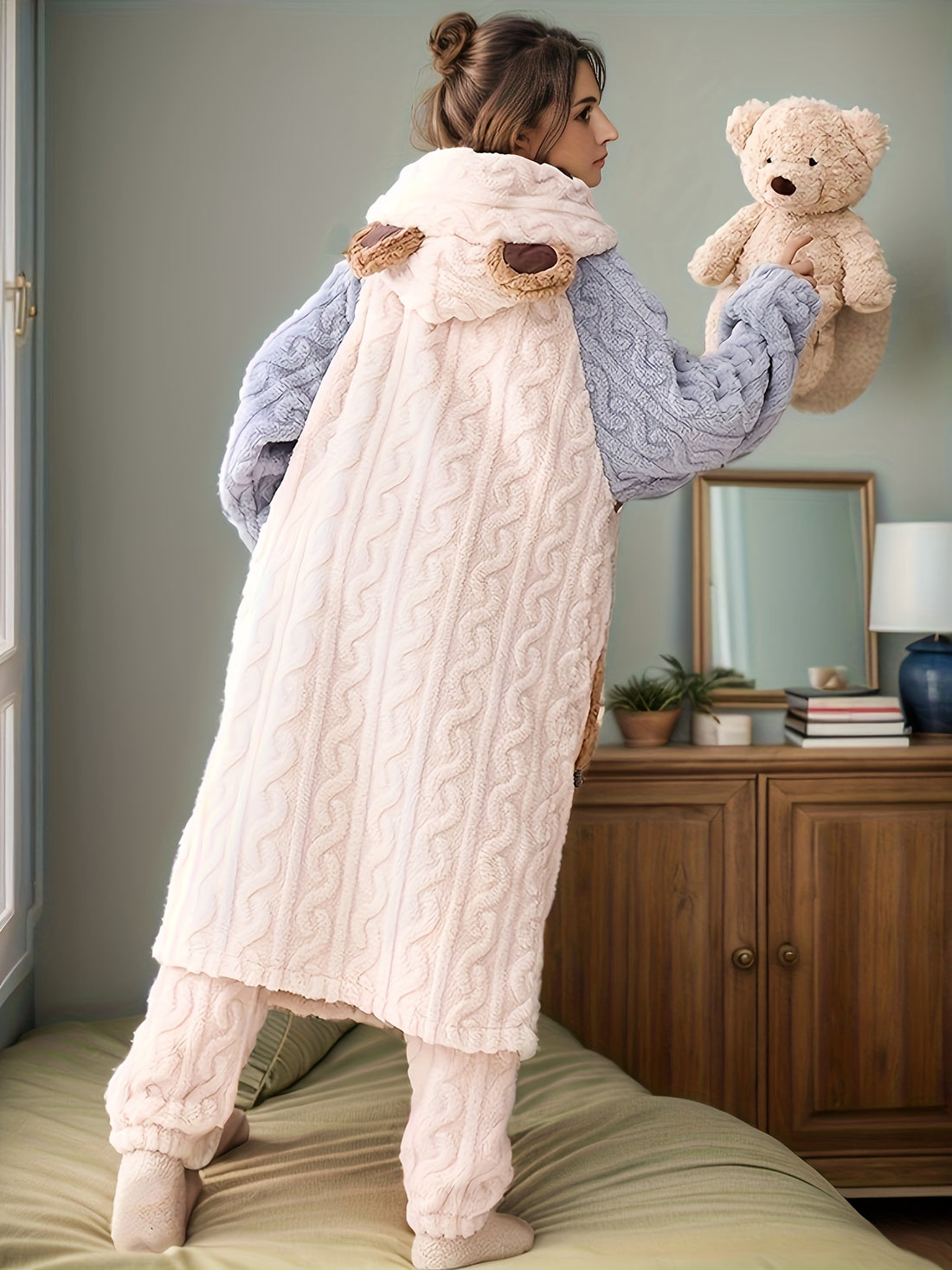 Cartoon Bear Plush Hooded Night Robe - Cartoon Bear Plush Hooded Night Robe